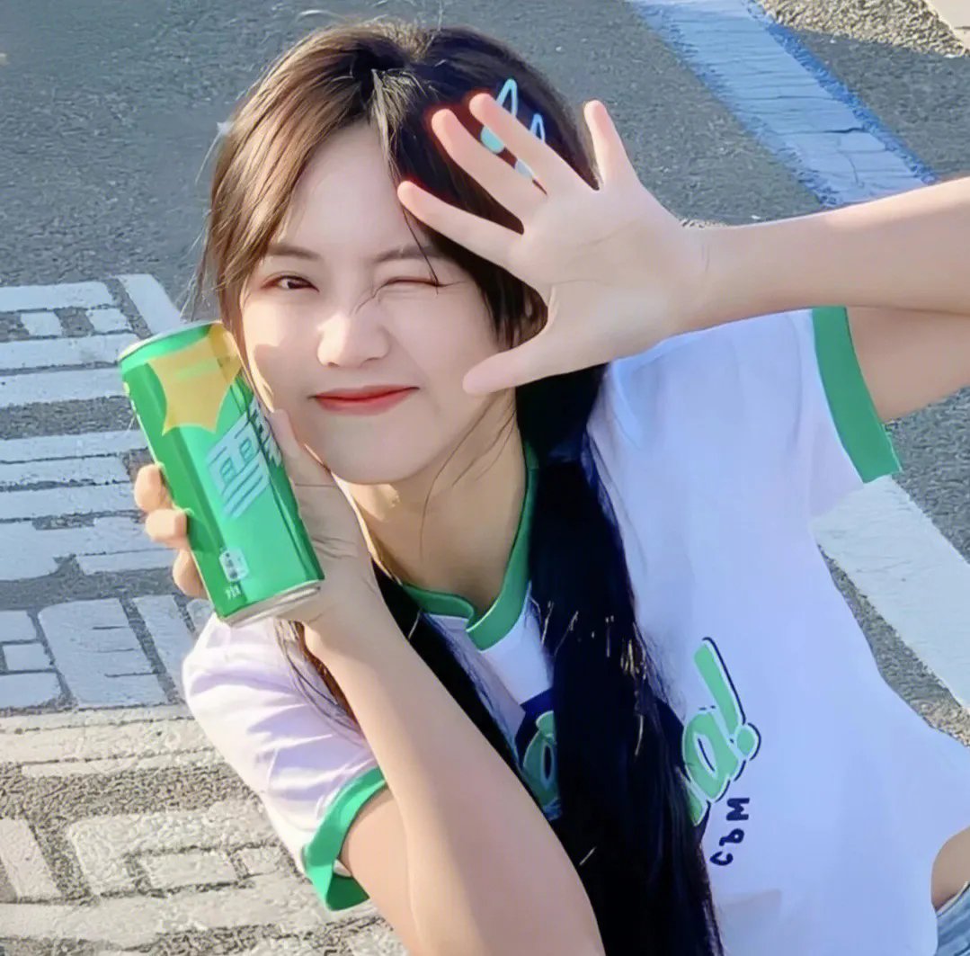 女高中生给你做饭了